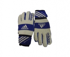 adidas gloves of goalkeeper response pro