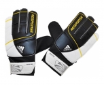 adidas gloves of goalkeeper response yp